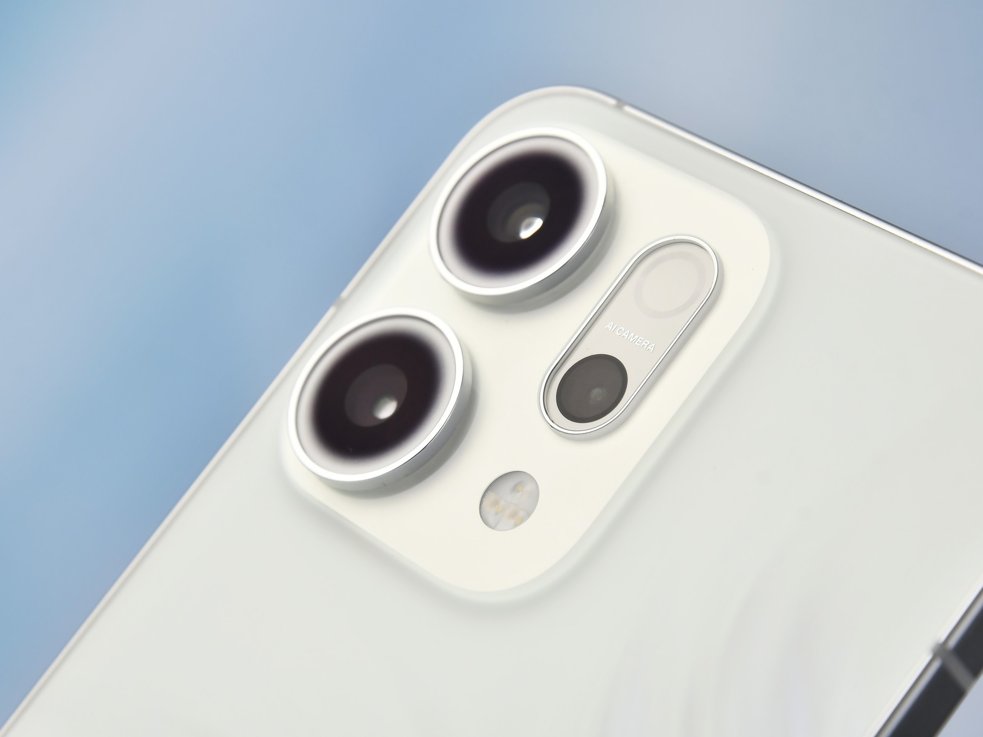 OPPO Reno14系列值不值?看完這五點(diǎn)再說